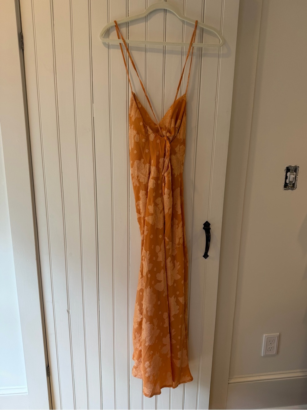 Hello Molly ‘DRINKS ON ME MIDI DRESS ORANGE’ - Picture 5 of 7